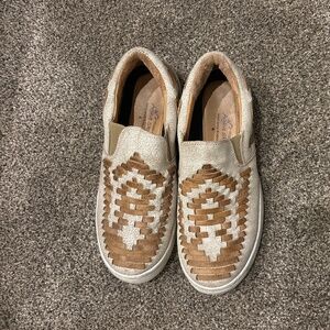Women’s Agave Sky leather slip on sneakers